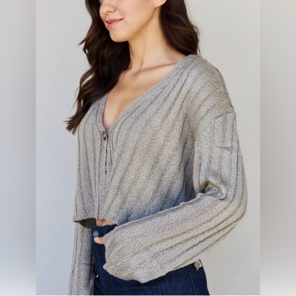 POL Hear Me Out sage semi cropped ribbed cardigan size M - Picture 2 of 9